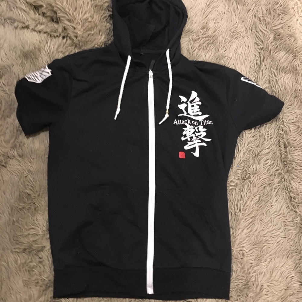 Attack on Titan Anime Short sleeve Jacket >.<